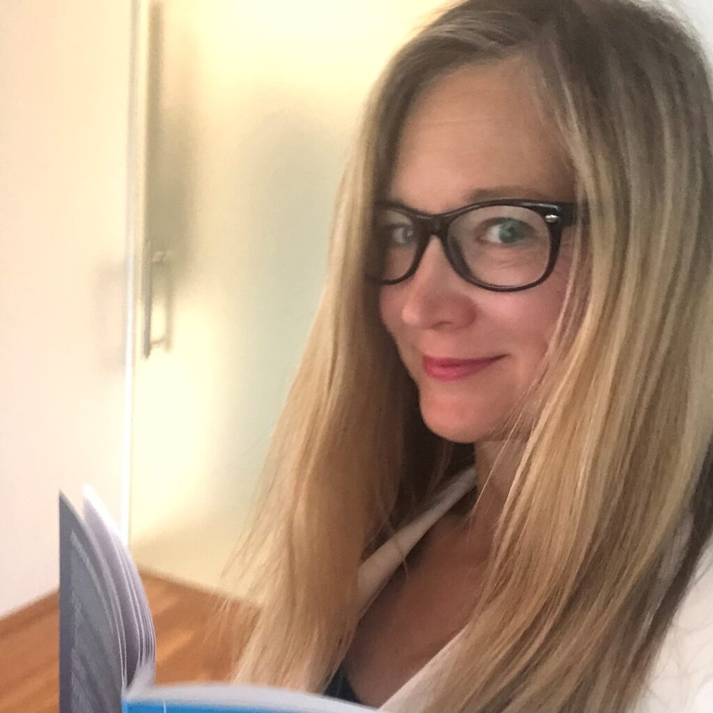 Porträtfoto von Prof. Dr. Miriam Landes, Geschäftsführerin des UVM-Instituts